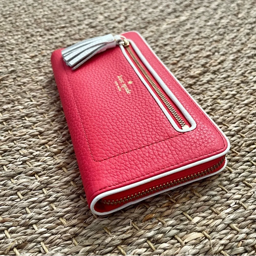 Kate Spade Poppy Pink and White Tasselled Leather Clutch - Picture 4 of 13